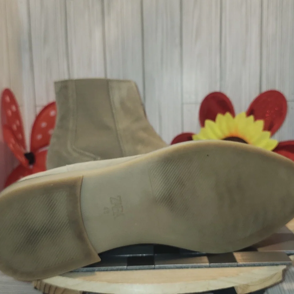 Zara Beige‎ Sole Footwear